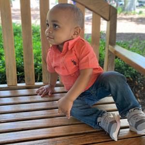 Meet your Posher, Lasaundria